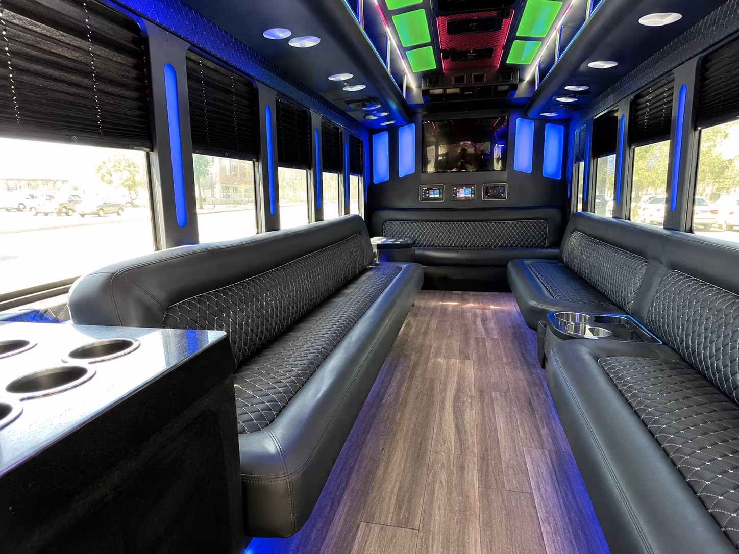 monroe 15 passenger party bus inside