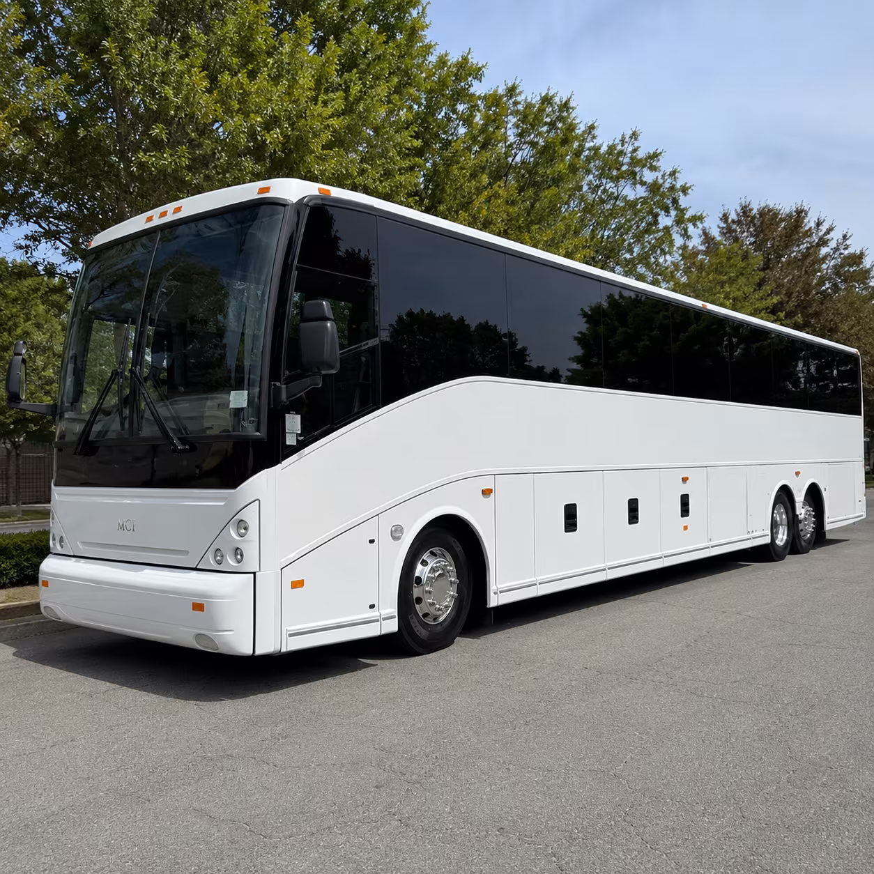 new brunswick charter bus rental exterior