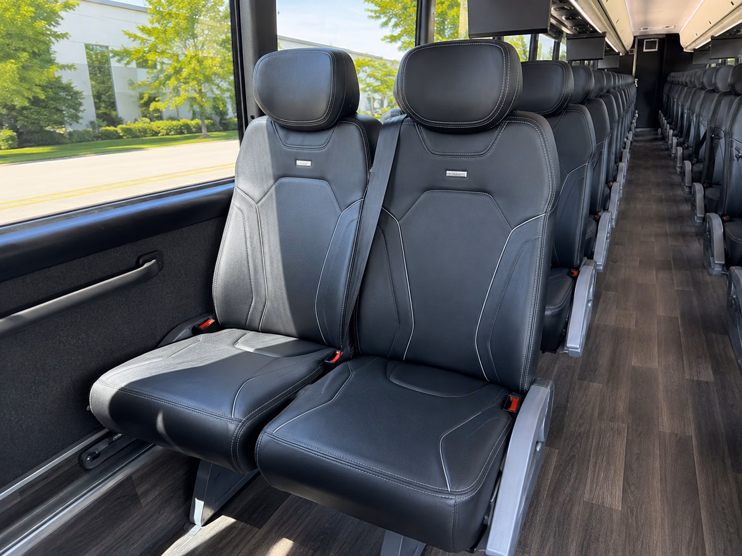 we help you compare buses for princeton junction and new brunswick guest arrivals