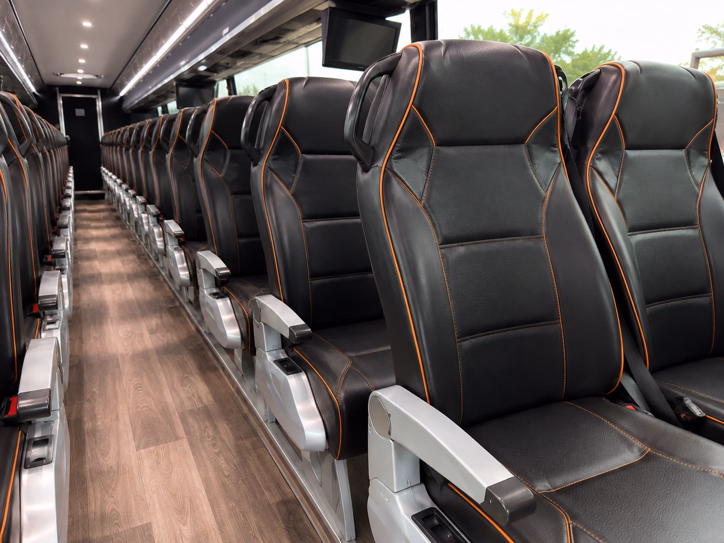 whatever your group size there s a vehicle in the network for your airport run